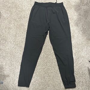 New Men’s Lululemon Dark Gray Joggers Size Small New Without Tags Sweatpants NWT